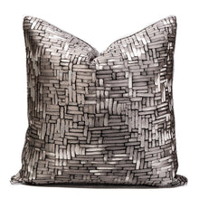 Cargar imagen en el visor de la galería, LABYRINTH SILVER GREY THROW PILLOWCASE
